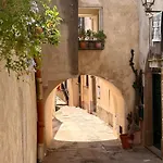 Apartment Prestigioso, Sotto Al Castello Di Lipari (Isola Lipari)