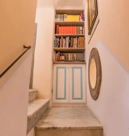 Prestigioso, Sotto Al Castello Di Apartmán Lipari (Isola Lipari)