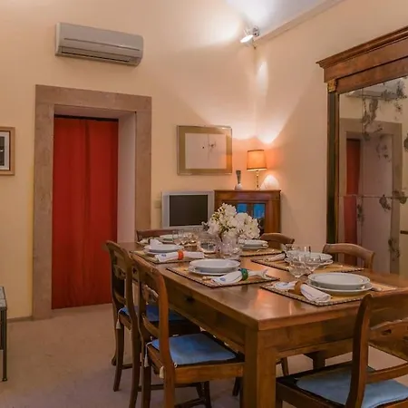 Apartmán Prestigioso, Sotto Al Castello Di Lipari (Isola Lipari)