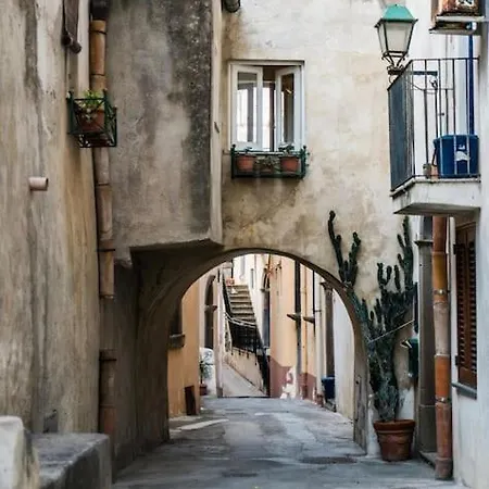 Apartmán Prestigioso, Sotto Al Castello Di