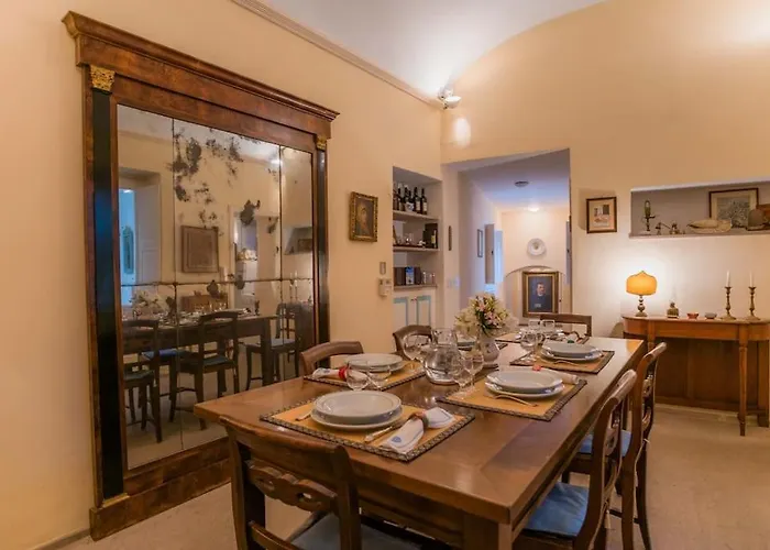 Prestigioso, Sotto Al Castello Di ליפארי