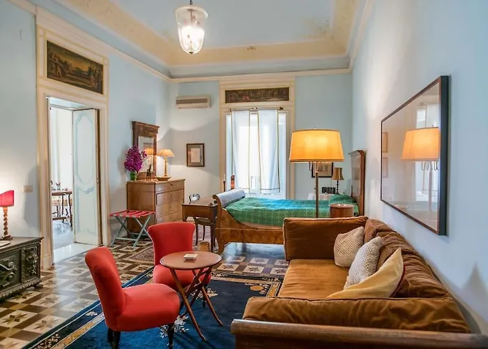 Prestigioso, Sotto Al Castello Di Appartement